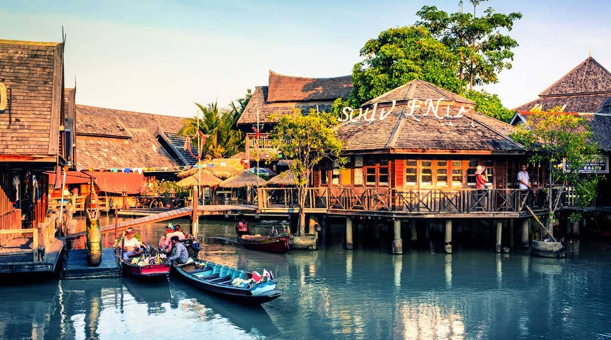 Chợ nổi Pattaya mang đậm dấu ấn văn hóa sông nước, tái hiện sinh động đời sống truyền thống của người Thái Lan