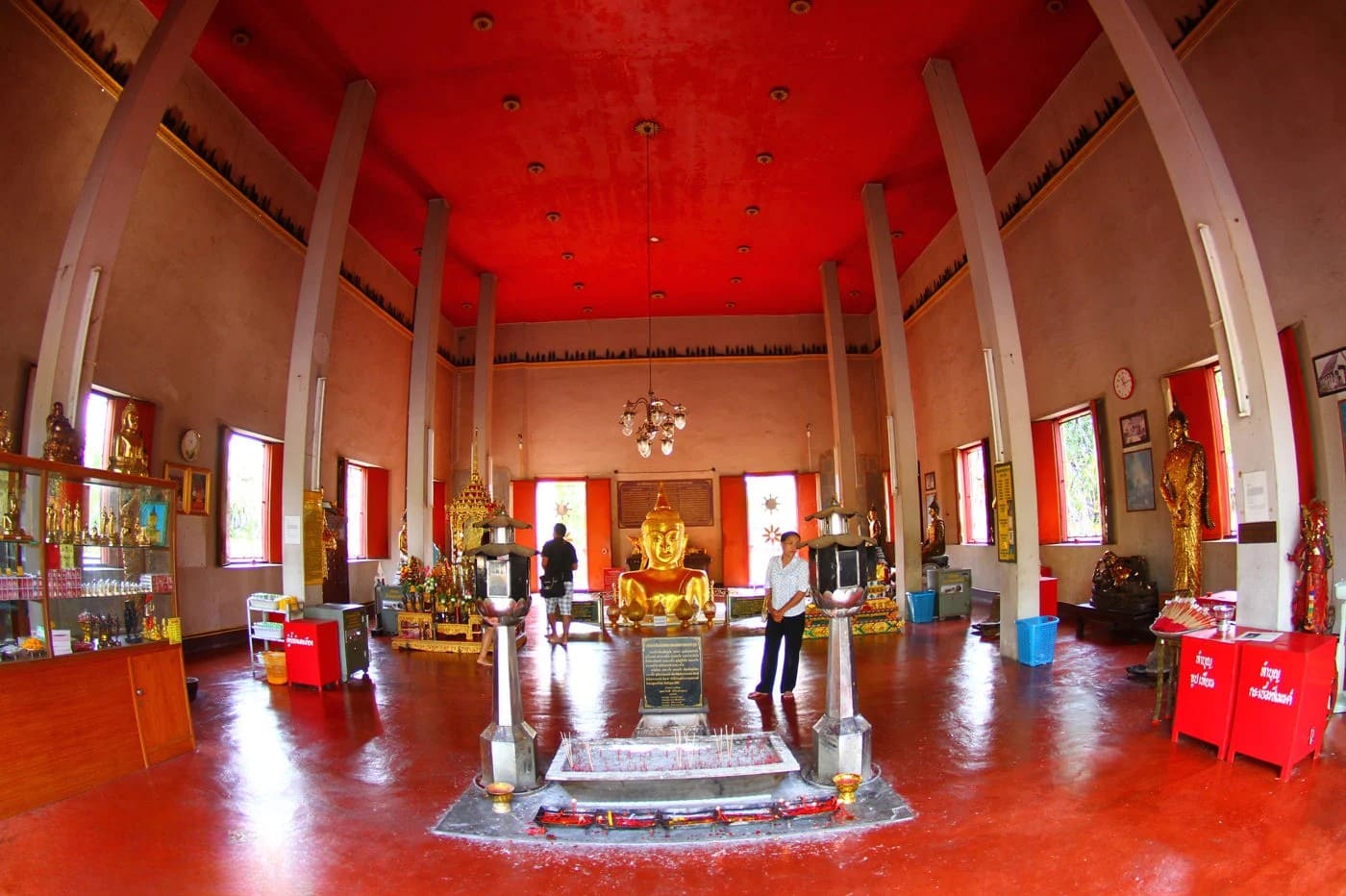 wat phra thong Wat Phra Thong là biểu tượng tâm linh linh thiêng của người dân Phuket