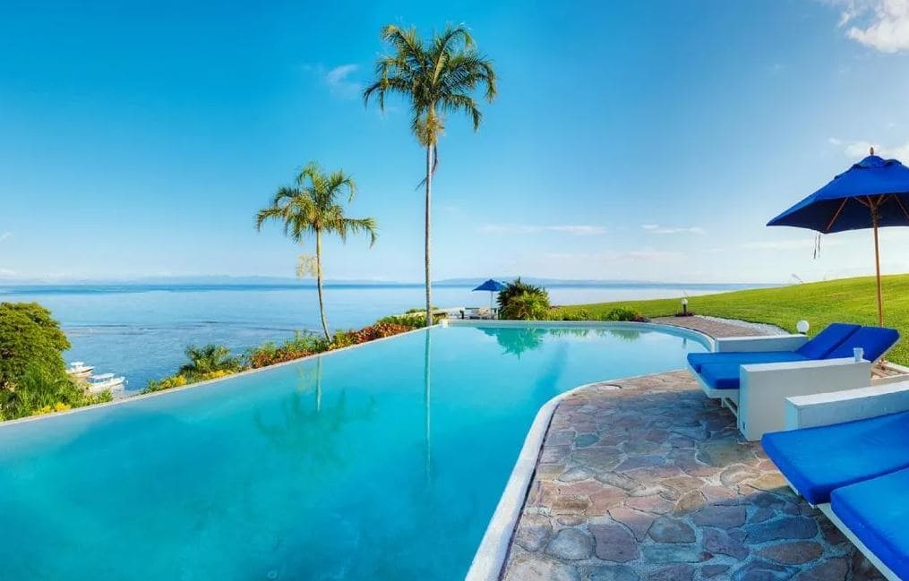 Taveuni mang vẻ đẹp hoang sơ, xanh mát, xứng đáng là điểm dừng chân trong chuyến du lịch Fiji
