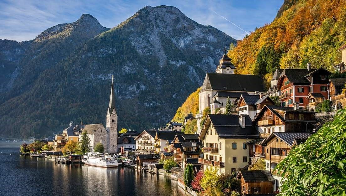 Munich thu hút du khách bởi kiến trúc cổ kính, quảng trường nhộn nhịp và nét văn hóa Bavaria đặc sắc