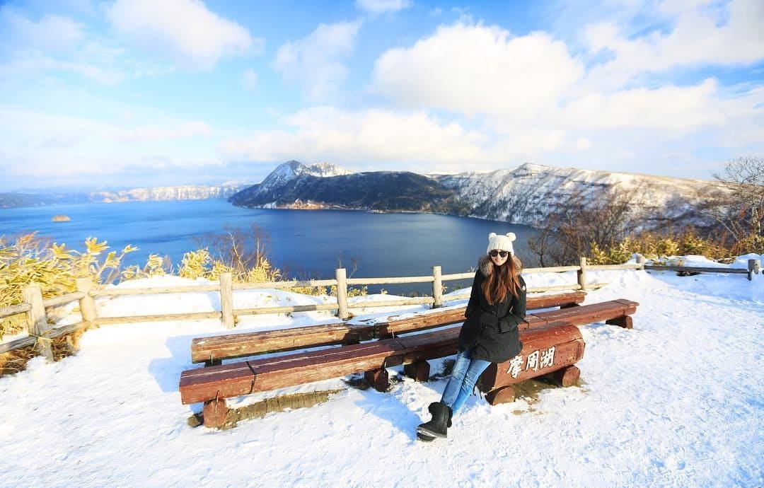 Hokkaido mùa đông là thiên đường chụp ảnh với những con đường phủ tuyết trắng, khung cảnh thiên nhiên thơ mộng