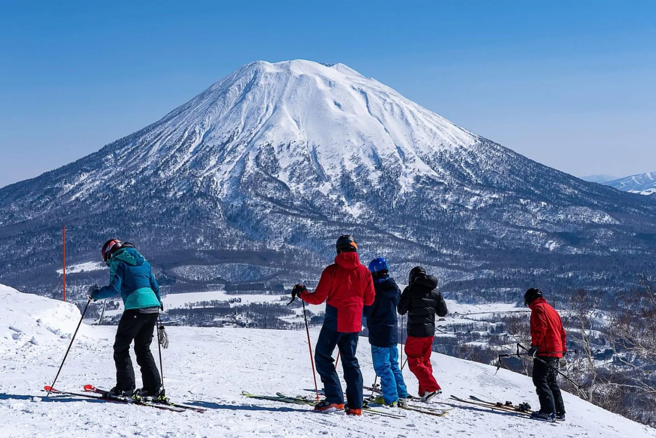 Du lịch Hokkaido mùa đông: Khám phá thiên đường tuyết trắng Nhật Bản